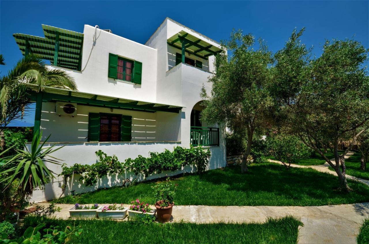 Studios Vrettos Beachfront Hotel Pláka Eksteriør bilde